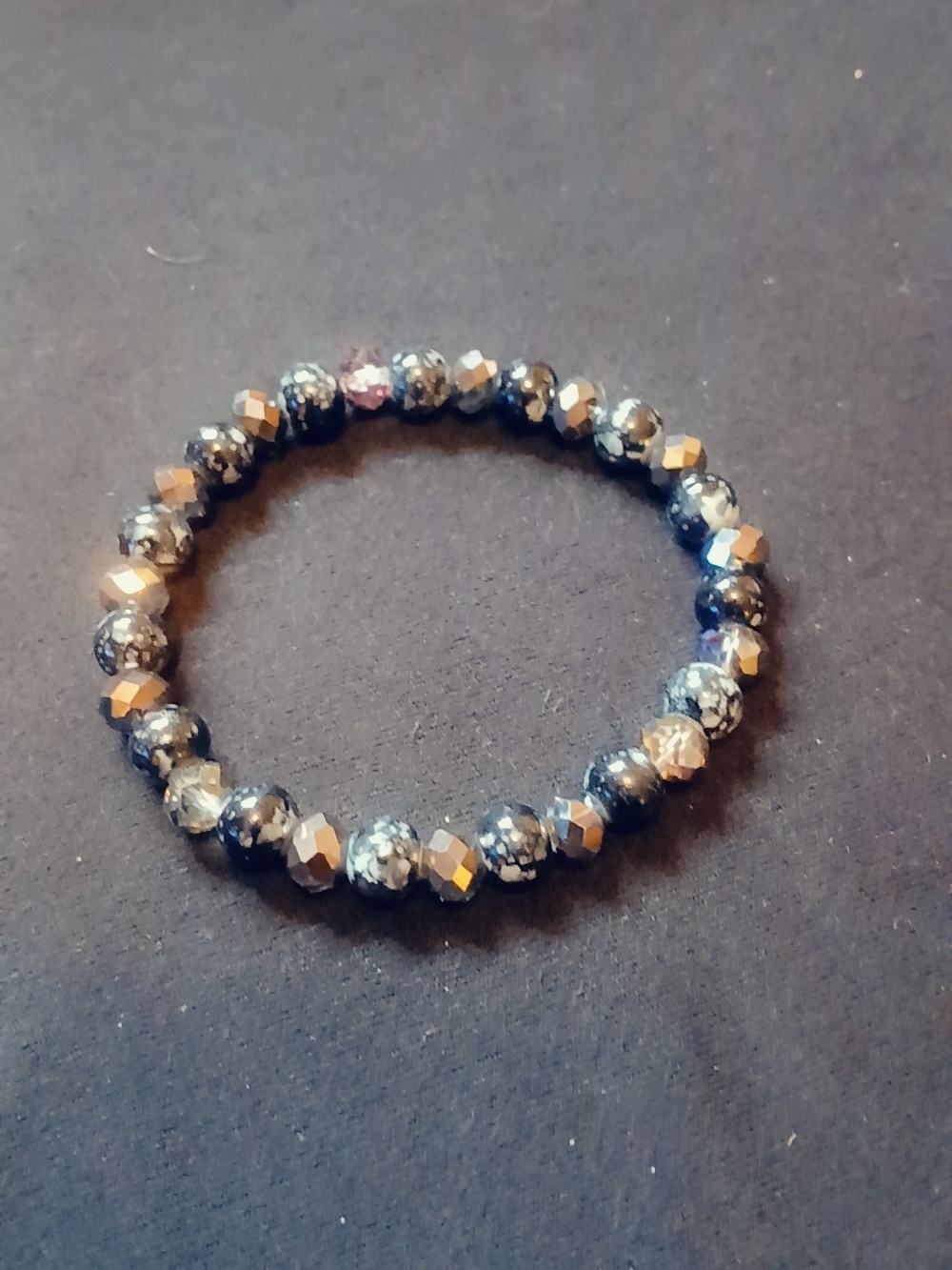 Snowflake Obsidian Beaded Stretch Bracelet in Black and Gray